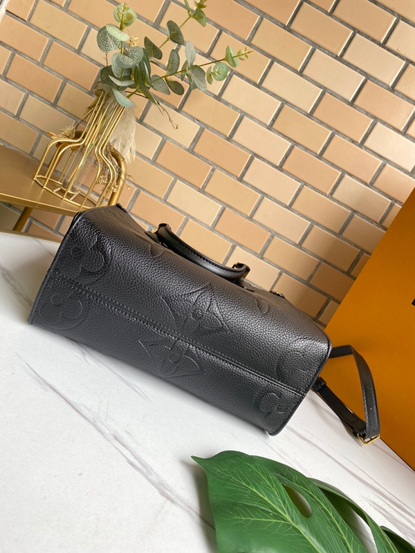 ルイヴィトンバッグ内部構造